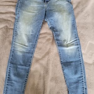 Levi's Modern skinny jeans size 8